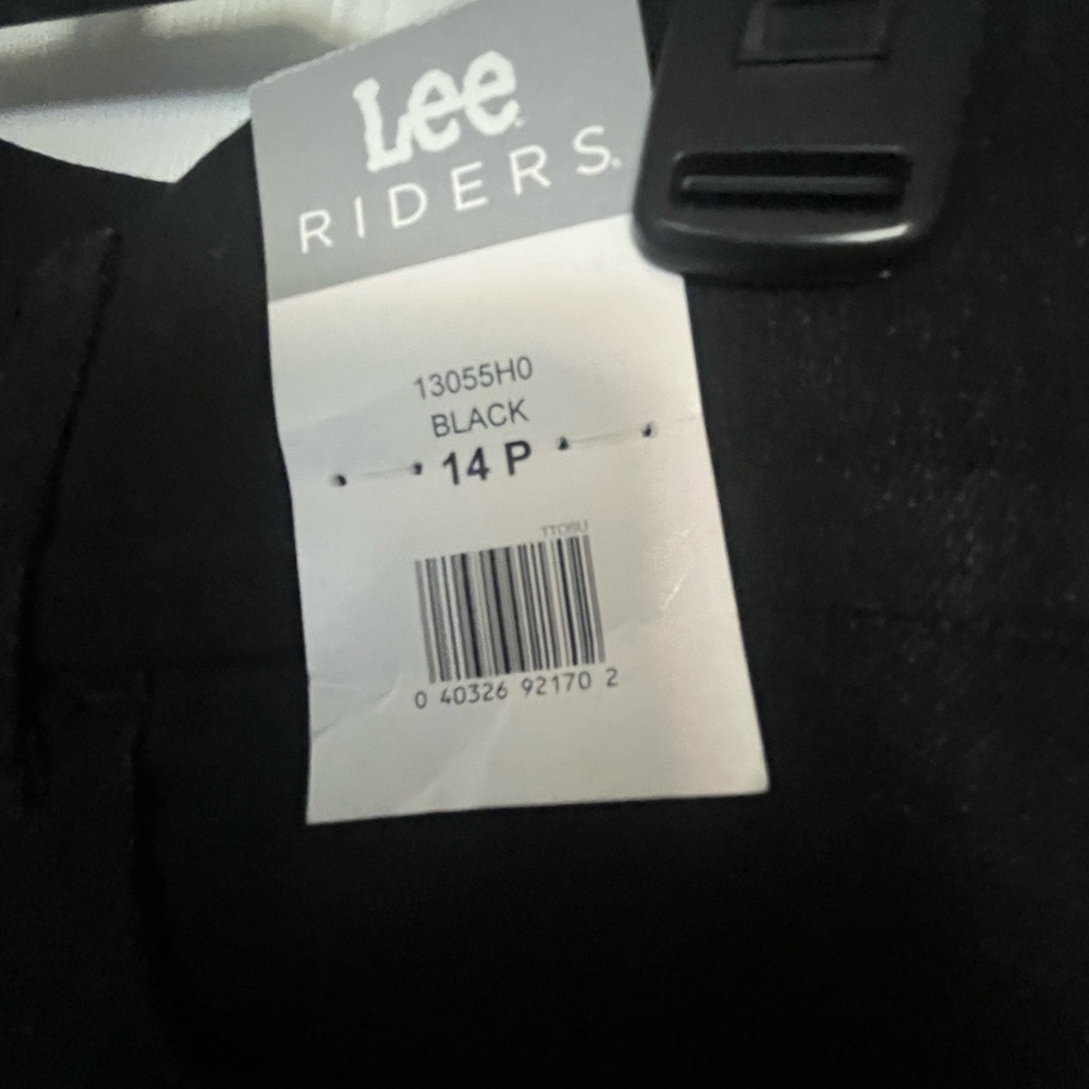 Lee Riders Black Pants - Picture 3 of 3
